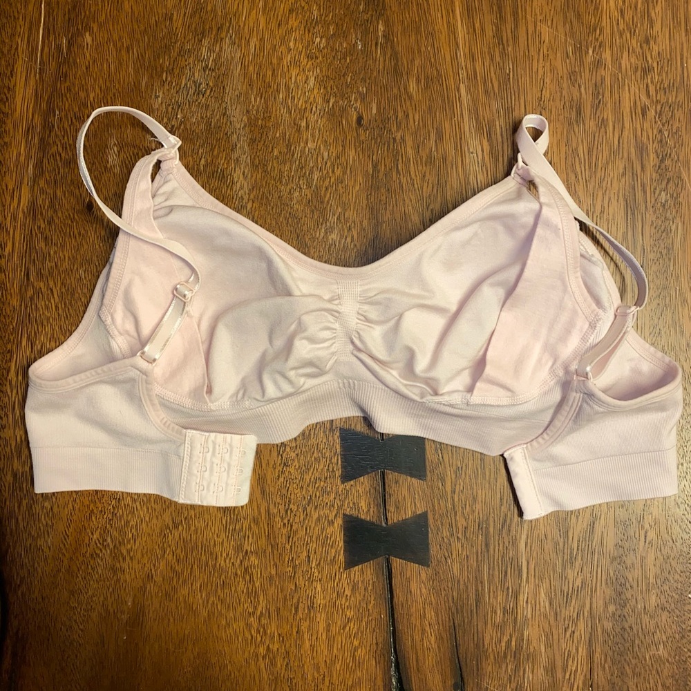 Motherhood Nursing Bra - Picture 2 of 2